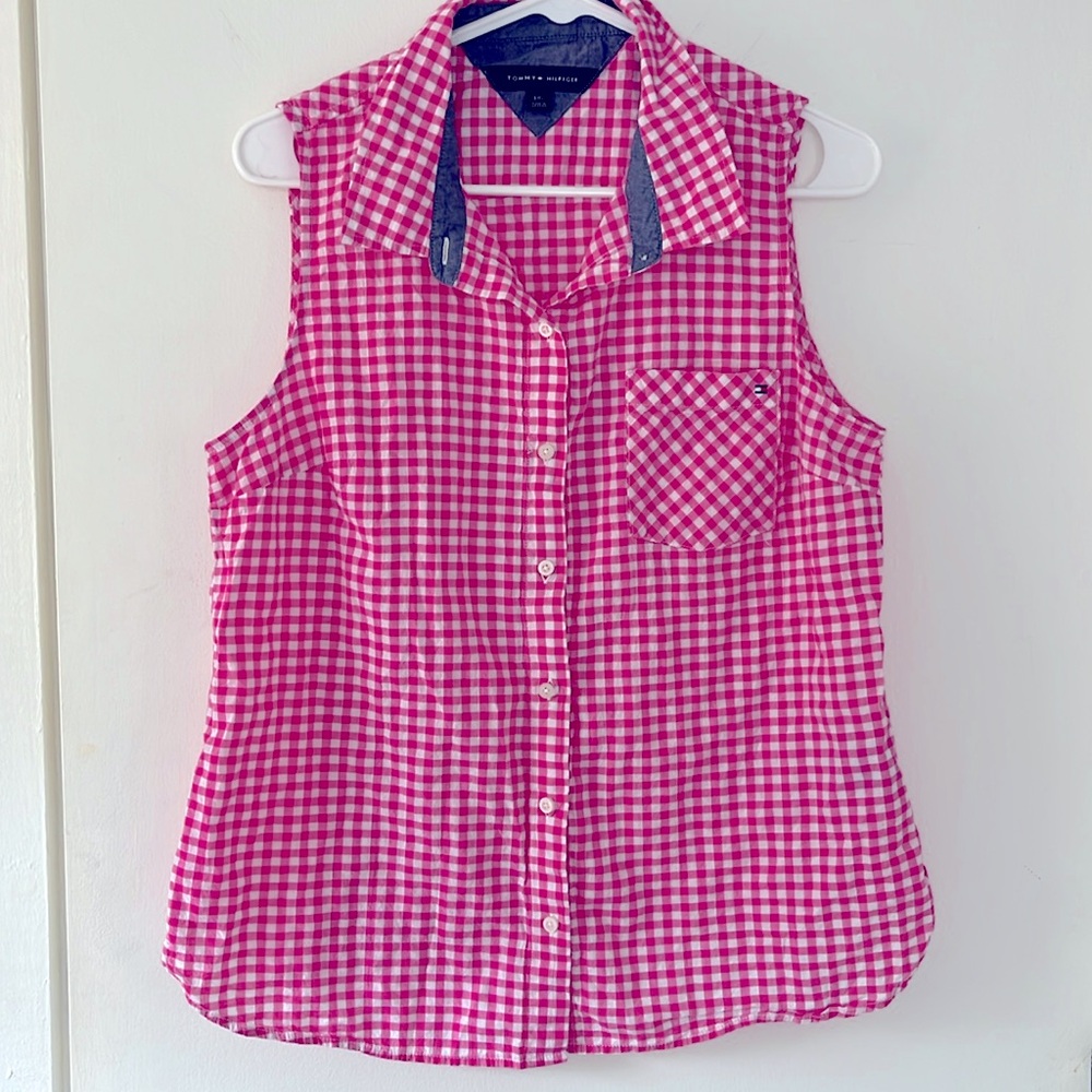 Tommy Hilfigure sleeveless blouse